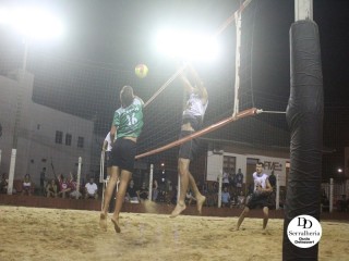 
<a style='margin-left: 5px;' class='btn btn-xs btn-social btn-facebook' href='https://www.facebook.com/sharer/sharer.php?u=https://boladovale.com.br/imgs/800-800-90/conteudo/fotos/1755/img0542.jpg' rel='popup' data-width='500' data-height='400'><i class='fa fa-facebook'></i>Compartilhar <span class='hidden-xs'>no Facebook</span>
</a> 
<a class='btn btn-default btn-xs' target='_blank' href='imgs/800-800-90/conteudo/fotos/1755/img0542.jpg'>
<span class='glyphicon glyphicon-cloud-download'></span> Salvar
</a> 
<span></span>