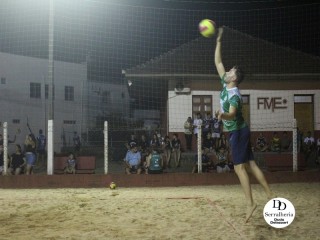 
<a style='margin-left: 5px;' class='btn btn-xs btn-social btn-facebook' href='https://www.facebook.com/sharer/sharer.php?u=https://boladovale.com.br/imgs/800-800-90/conteudo/fotos/1755/img0545.jpg' rel='popup' data-width='500' data-height='400'><i class='fa fa-facebook'></i>Compartilhar <span class='hidden-xs'>no Facebook</span>
</a> 
<a class='btn btn-default btn-xs' target='_blank' href='imgs/800-800-90/conteudo/fotos/1755/img0545.jpg'>
<span class='glyphicon glyphicon-cloud-download'></span> Salvar
</a> 
<span></span>