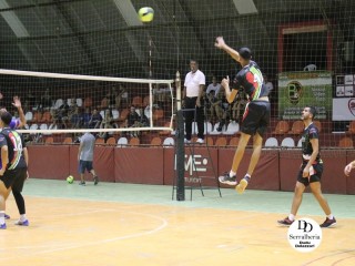 
<a style='margin-left: 5px;' class='btn btn-xs btn-social btn-facebook' href='https://www.facebook.com/sharer/sharer.php?u=https://boladovale.com.br/imgs/800-800-90/conteudo/fotos/1757/img0916.jpg' rel='popup' data-width='500' data-height='400'><i class='fa fa-facebook'></i>Compartilhar <span class='hidden-xs'>no Facebook</span>
</a> 
<a class='btn btn-default btn-xs' target='_blank' href='imgs/800-800-90/conteudo/fotos/1757/img0916.jpg'>
<span class='glyphicon glyphicon-cloud-download'></span> Salvar
</a> 
<span></span>