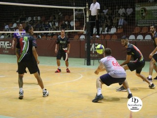 
<a style='margin-left: 5px;' class='btn btn-xs btn-social btn-facebook' href='https://www.facebook.com/sharer/sharer.php?u=https://boladovale.com.br/imgs/800-800-90/conteudo/fotos/1757/img0924.jpg' rel='popup' data-width='500' data-height='400'><i class='fa fa-facebook'></i>Compartilhar <span class='hidden-xs'>no Facebook</span>
</a> 
<a class='btn btn-default btn-xs' target='_blank' href='imgs/800-800-90/conteudo/fotos/1757/img0924.jpg'>
<span class='glyphicon glyphicon-cloud-download'></span> Salvar
</a> 
<span></span>