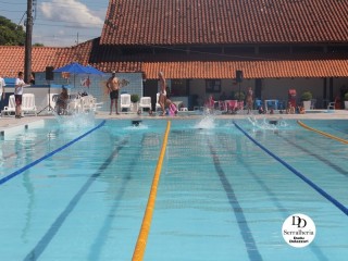 
<a style='margin-left: 5px;' class='btn btn-xs btn-social btn-facebook' href='https://www.facebook.com/sharer/sharer.php?u=https://boladovale.com.br/imgs/800-800-90/conteudo/fotos/1765/img1383.jpg' rel='popup' data-width='500' data-height='400'><i class='fa fa-facebook'></i>Compartilhar <span class='hidden-xs'>no Facebook</span>
</a> 
<a class='btn btn-default btn-xs' target='_blank' href='imgs/800-800-90/conteudo/fotos/1765/img1383.jpg'>
<span class='glyphicon glyphicon-cloud-download'></span> Salvar
</a> 
<span></span>