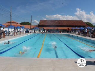 
<a style='margin-left: 5px;' class='btn btn-xs btn-social btn-facebook' href='https://www.facebook.com/sharer/sharer.php?u=https://boladovale.com.br/imgs/800-800-90/conteudo/fotos/1765/img1404.jpg' rel='popup' data-width='500' data-height='400'><i class='fa fa-facebook'></i>Compartilhar <span class='hidden-xs'>no Facebook</span>
</a> 
<a class='btn btn-default btn-xs' target='_blank' href='imgs/800-800-90/conteudo/fotos/1765/img1404.jpg'>
<span class='glyphicon glyphicon-cloud-download'></span> Salvar
</a> 
<span></span>