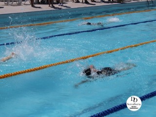 
<a style='margin-left: 5px;' class='btn btn-xs btn-social btn-facebook' href='https://www.facebook.com/sharer/sharer.php?u=https://boladovale.com.br/imgs/800-800-90/conteudo/fotos/1765/img1438-9.jpg' rel='popup' data-width='500' data-height='400'><i class='fa fa-facebook'></i>Compartilhar <span class='hidden-xs'>no Facebook</span>
</a> 
<a class='btn btn-default btn-xs' target='_blank' href='imgs/800-800-90/conteudo/fotos/1765/img1438-9.jpg'>
<span class='glyphicon glyphicon-cloud-download'></span> Salvar
</a> 
<span></span>