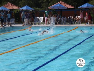 
<a style='margin-left: 5px;' class='btn btn-xs btn-social btn-facebook' href='https://www.facebook.com/sharer/sharer.php?u=https://boladovale.com.br/imgs/800-800-90/conteudo/fotos/1765/img1438-92.jpg' rel='popup' data-width='500' data-height='400'><i class='fa fa-facebook'></i>Compartilhar <span class='hidden-xs'>no Facebook</span>
</a> 
<a class='btn btn-default btn-xs' target='_blank' href='imgs/800-800-90/conteudo/fotos/1765/img1438-92.jpg'>
<span class='glyphicon glyphicon-cloud-download'></span> Salvar
</a> 
<span></span>