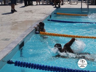 
<a style='margin-left: 5px;' class='btn btn-xs btn-social btn-facebook' href='https://www.facebook.com/sharer/sharer.php?u=https://boladovale.com.br/imgs/800-800-90/conteudo/fotos/1765/img1438-99.jpg' rel='popup' data-width='500' data-height='400'><i class='fa fa-facebook'></i>Compartilhar <span class='hidden-xs'>no Facebook</span>
</a> 
<a class='btn btn-default btn-xs' target='_blank' href='imgs/800-800-90/conteudo/fotos/1765/img1438-99.jpg'>
<span class='glyphicon glyphicon-cloud-download'></span> Salvar
</a> 
<span></span>