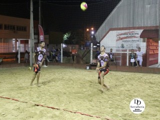 
<a style='margin-left: 5px;' class='btn btn-xs btn-social btn-facebook' href='https://www.facebook.com/sharer/sharer.php?u=https://boladovale.com.br/imgs/800-800-90/conteudo/fotos/1773/img2258.jpg' rel='popup' data-width='500' data-height='400'><i class='fa fa-facebook'></i>Compartilhar <span class='hidden-xs'>no Facebook</span>
</a> 
<a class='btn btn-default btn-xs' target='_blank' href='imgs/800-800-90/conteudo/fotos/1773/img2258.jpg'>
<span class='glyphicon glyphicon-cloud-download'></span> Salvar
</a> 
<span></span>