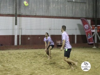 
<a style='margin-left: 5px;' class='btn btn-xs btn-social btn-facebook' href='https://www.facebook.com/sharer/sharer.php?u=https://boladovale.com.br/imgs/800-800-90/conteudo/fotos/1773/img2262.jpg' rel='popup' data-width='500' data-height='400'><i class='fa fa-facebook'></i>Compartilhar <span class='hidden-xs'>no Facebook</span>
</a> 
<a class='btn btn-default btn-xs' target='_blank' href='imgs/800-800-90/conteudo/fotos/1773/img2262.jpg'>
<span class='glyphicon glyphicon-cloud-download'></span> Salvar
</a> 
<span></span>