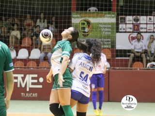 
<a style='margin-left: 5px;' class='btn btn-xs btn-social btn-facebook' href='https://www.facebook.com/sharer/sharer.php?u=https://boladovale.com.br/imgs/800-800-90/conteudo/fotos/1777/img2563.jpg' rel='popup' data-width='500' data-height='400'><i class='fa fa-facebook'></i>Compartilhar <span class='hidden-xs'>no Facebook</span>
</a> 
<a class='btn btn-default btn-xs' target='_blank' href='imgs/800-800-90/conteudo/fotos/1777/img2563.jpg'>
<span class='glyphicon glyphicon-cloud-download'></span> Salvar
</a> 
<span></span>