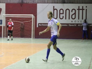 
<a style='margin-left: 5px;' class='btn btn-xs btn-social btn-facebook' href='https://www.facebook.com/sharer/sharer.php?u=https://boladovale.com.br/imgs/800-800-90/conteudo/fotos/1780/img2956.jpg' rel='popup' data-width='500' data-height='400'><i class='fa fa-facebook'></i>Compartilhar <span class='hidden-xs'>no Facebook</span>
</a> 
<a class='btn btn-default btn-xs' target='_blank' href='imgs/800-800-90/conteudo/fotos/1780/img2956.jpg'>
<span class='glyphicon glyphicon-cloud-download'></span> Salvar
</a> 
<span></span>
