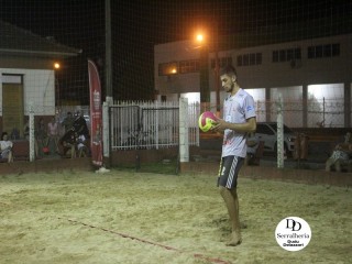 
<a style='margin-left: 5px;' class='btn btn-xs btn-social btn-facebook' href='https://www.facebook.com/sharer/sharer.php?u=https://boladovale.com.br/imgs/800-800-90/conteudo/fotos/1784/img2037.jpg' rel='popup' data-width='500' data-height='400'><i class='fa fa-facebook'></i>Compartilhar <span class='hidden-xs'>no Facebook</span>
</a> 
<a class='btn btn-default btn-xs' target='_blank' href='imgs/800-800-90/conteudo/fotos/1784/img2037.jpg'>
<span class='glyphicon glyphicon-cloud-download'></span> Salvar
</a> 
<span></span>