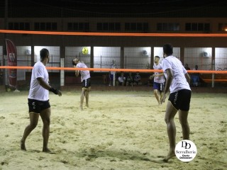 
<a style='margin-left: 5px;' class='btn btn-xs btn-social btn-facebook' href='https://www.facebook.com/sharer/sharer.php?u=https://boladovale.com.br/imgs/800-800-90/conteudo/fotos/1786/img3297.jpg' rel='popup' data-width='500' data-height='400'><i class='fa fa-facebook'></i>Compartilhar <span class='hidden-xs'>no Facebook</span>
</a> 
<a class='btn btn-default btn-xs' target='_blank' href='imgs/800-800-90/conteudo/fotos/1786/img3297.jpg'>
<span class='glyphicon glyphicon-cloud-download'></span> Salvar
</a> 
<span></span>