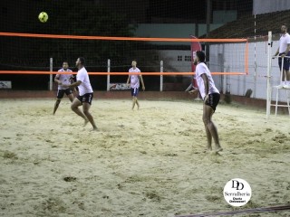 
<a style='margin-left: 5px;' class='btn btn-xs btn-social btn-facebook' href='https://www.facebook.com/sharer/sharer.php?u=https://boladovale.com.br/imgs/800-800-90/conteudo/fotos/1786/img3348.jpg' rel='popup' data-width='500' data-height='400'><i class='fa fa-facebook'></i>Compartilhar <span class='hidden-xs'>no Facebook</span>
</a> 
<a class='btn btn-default btn-xs' target='_blank' href='imgs/800-800-90/conteudo/fotos/1786/img3348.jpg'>
<span class='glyphicon glyphicon-cloud-download'></span> Salvar
</a> 
<span></span>