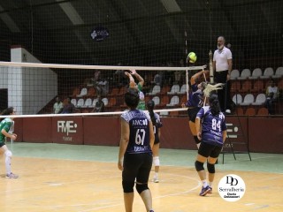 
<a style='margin-left: 5px;' class='btn btn-xs btn-social btn-facebook' href='https://www.facebook.com/sharer/sharer.php?u=https://boladovale.com.br/imgs/800-800-90/conteudo/fotos/1787/img3255.jpg' rel='popup' data-width='500' data-height='400'><i class='fa fa-facebook'></i>Compartilhar <span class='hidden-xs'>no Facebook</span>
</a> 
<a class='btn btn-default btn-xs' target='_blank' href='imgs/800-800-90/conteudo/fotos/1787/img3255.jpg'>
<span class='glyphicon glyphicon-cloud-download'></span> Salvar
</a> 
<span></span>