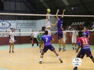 
<a style='margin-left: 5px;' class='btn btn-xs btn-social btn-facebook' href='https://www.facebook.com/sharer/sharer.php?u=https://boladovale.com.br/imgs/800-800-90/conteudo/fotos/1787/img3671.jpg' rel='popup' data-width='500' data-height='400'><i class='fa fa-facebook'></i>Compartilhar <span class='hidden-xs'>no Facebook</span>
</a> 
<a class='btn btn-default btn-xs' target='_blank' href='imgs/800-800-90/conteudo/fotos/1787/img3671.jpg'>
<span class='glyphicon glyphicon-cloud-download'></span> Salvar
</a> 
<span></span>