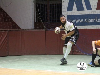 
<a style='margin-left: 5px;' class='btn btn-xs btn-social btn-facebook' href='https://www.facebook.com/sharer/sharer.php?u=https://boladovale.com.br/imgs/800-800-90/conteudo/fotos/1788/img2374.jpg' rel='popup' data-width='500' data-height='400'><i class='fa fa-facebook'></i>Compartilhar <span class='hidden-xs'>no Facebook</span>
</a> 
<a class='btn btn-default btn-xs' target='_blank' href='imgs/800-800-90/conteudo/fotos/1788/img2374.jpg'>
<span class='glyphicon glyphicon-cloud-download'></span> Salvar
</a> 
<span></span>