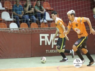 
<a style='margin-left: 5px;' class='btn btn-xs btn-social btn-facebook' href='https://www.facebook.com/sharer/sharer.php?u=https://boladovale.com.br/imgs/800-800-90/conteudo/fotos/1788/img2390.jpg' rel='popup' data-width='500' data-height='400'><i class='fa fa-facebook'></i>Compartilhar <span class='hidden-xs'>no Facebook</span>
</a> 
<a class='btn btn-default btn-xs' target='_blank' href='imgs/800-800-90/conteudo/fotos/1788/img2390.jpg'>
<span class='glyphicon glyphicon-cloud-download'></span> Salvar
</a> 
<span></span>