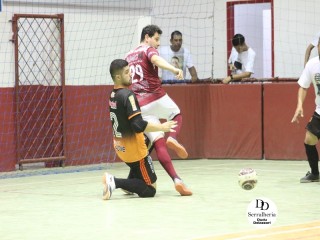 
<a style='margin-left: 5px;' class='btn btn-xs btn-social btn-facebook' href='https://www.facebook.com/sharer/sharer.php?u=https://boladovale.com.br/imgs/800-800-90/conteudo/fotos/1790/img2473.jpg' rel='popup' data-width='500' data-height='400'><i class='fa fa-facebook'></i>Compartilhar <span class='hidden-xs'>no Facebook</span>
</a> 
<a class='btn btn-default btn-xs' target='_blank' href='imgs/800-800-90/conteudo/fotos/1790/img2473.jpg'>
<span class='glyphicon glyphicon-cloud-download'></span> Salvar
</a> 
<span></span>