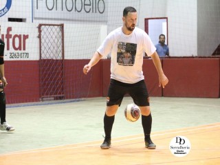 
<a style='margin-left: 5px;' class='btn btn-xs btn-social btn-facebook' href='https://www.facebook.com/sharer/sharer.php?u=https://boladovale.com.br/imgs/800-800-90/conteudo/fotos/1790/img2502.jpg' rel='popup' data-width='500' data-height='400'><i class='fa fa-facebook'></i>Compartilhar <span class='hidden-xs'>no Facebook</span>
</a> 
<a class='btn btn-default btn-xs' target='_blank' href='imgs/800-800-90/conteudo/fotos/1790/img2502.jpg'>
<span class='glyphicon glyphicon-cloud-download'></span> Salvar
</a> 
<span></span>