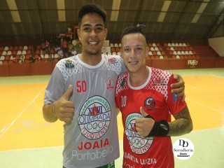 
<a style='margin-left: 5px;' class='btn btn-xs btn-social btn-facebook' href='https://www.facebook.com/sharer/sharer.php?u=https://boladovale.com.br/imgs/800-800-90/conteudo/fotos/1792/img3908.jpg' rel='popup' data-width='500' data-height='400'><i class='fa fa-facebook'></i>Compartilhar <span class='hidden-xs'>no Facebook</span>
</a> 
<a class='btn btn-default btn-xs' target='_blank' href='imgs/800-800-90/conteudo/fotos/1792/img3908.jpg'>
<span class='glyphicon glyphicon-cloud-download'></span> Salvar
</a> 
<span></span>