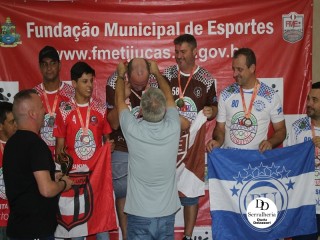 
<a style='margin-left: 5px;' class='btn btn-xs btn-social btn-facebook' href='https://www.facebook.com/sharer/sharer.php?u=https://boladovale.com.br/imgs/800-800-90/conteudo/fotos/1794/img3790.jpg' rel='popup' data-width='500' data-height='400'><i class='fa fa-facebook'></i>Compartilhar <span class='hidden-xs'>no Facebook</span>
</a> 
<a class='btn btn-default btn-xs' target='_blank' href='imgs/800-800-90/conteudo/fotos/1794/img3790.jpg'>
<span class='glyphicon glyphicon-cloud-download'></span> Salvar
</a> 
<span></span>