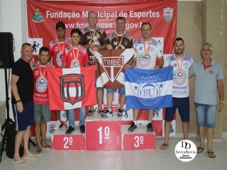 
<a style='margin-left: 5px;' class='btn btn-xs btn-social btn-facebook' href='https://www.facebook.com/sharer/sharer.php?u=https://boladovale.com.br/imgs/800-800-90/conteudo/fotos/1794/img3791.jpg' rel='popup' data-width='500' data-height='400'><i class='fa fa-facebook'></i>Compartilhar <span class='hidden-xs'>no Facebook</span>
</a> 
<a class='btn btn-default btn-xs' target='_blank' href='imgs/800-800-90/conteudo/fotos/1794/img3791.jpg'>
<span class='glyphicon glyphicon-cloud-download'></span> Salvar
</a> 
<span></span>