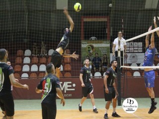
<a style='margin-left: 5px;' class='btn btn-xs btn-social btn-facebook' href='https://www.facebook.com/sharer/sharer.php?u=https://boladovale.com.br/imgs/800-800-90/conteudo/fotos/1795/img3060.jpg' rel='popup' data-width='500' data-height='400'><i class='fa fa-facebook'></i>Compartilhar <span class='hidden-xs'>no Facebook</span>
</a> 
<a class='btn btn-default btn-xs' target='_blank' href='imgs/800-800-90/conteudo/fotos/1795/img3060.jpg'>
<span class='glyphicon glyphicon-cloud-download'></span> Salvar
</a> 
<span></span>