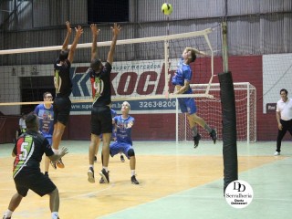 
<a style='margin-left: 5px;' class='btn btn-xs btn-social btn-facebook' href='https://www.facebook.com/sharer/sharer.php?u=https://boladovale.com.br/imgs/800-800-90/conteudo/fotos/1795/img3071.jpg' rel='popup' data-width='500' data-height='400'><i class='fa fa-facebook'></i>Compartilhar <span class='hidden-xs'>no Facebook</span>
</a> 
<a class='btn btn-default btn-xs' target='_blank' href='imgs/800-800-90/conteudo/fotos/1795/img3071.jpg'>
<span class='glyphicon glyphicon-cloud-download'></span> Salvar
</a> 
<span></span>