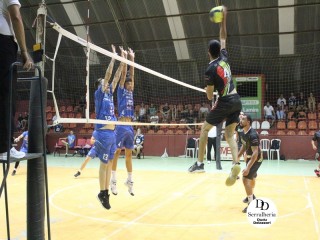 
<a style='margin-left: 5px;' class='btn btn-xs btn-social btn-facebook' href='https://www.facebook.com/sharer/sharer.php?u=https://boladovale.com.br/imgs/800-800-90/conteudo/fotos/1795/img3114.jpg' rel='popup' data-width='500' data-height='400'><i class='fa fa-facebook'></i>Compartilhar <span class='hidden-xs'>no Facebook</span>
</a> 
<a class='btn btn-default btn-xs' target='_blank' href='imgs/800-800-90/conteudo/fotos/1795/img3114.jpg'>
<span class='glyphicon glyphicon-cloud-download'></span> Salvar
</a> 
<span></span>