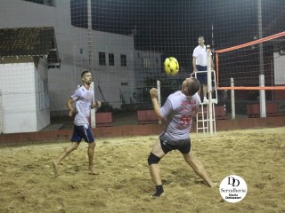 
<a style='margin-left: 5px;' class='btn btn-xs btn-social btn-facebook' href='https://www.facebook.com/sharer/sharer.php?u=https://boladovale.com.br/imgs/800-800-90/conteudo/fotos/1796/img2980.jpg' rel='popup' data-width='500' data-height='400'><i class='fa fa-facebook'></i>Compartilhar <span class='hidden-xs'>no Facebook</span>
</a> 
<a class='btn btn-default btn-xs' target='_blank' href='imgs/800-800-90/conteudo/fotos/1796/img2980.jpg'>
<span class='glyphicon glyphicon-cloud-download'></span> Salvar
</a> 
<span></span>