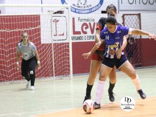 
<a style='margin-left: 5px;' class='btn btn-xs btn-social btn-facebook' href='https://www.facebook.com/sharer/sharer.php?u=https://boladovale.com.br/imgs/800-800-90/conteudo/fotos/1799/img4274.jpg' rel='popup' data-width='500' data-height='400'><i class='fa fa-facebook'></i>Compartilhar <span class='hidden-xs'>no Facebook</span>
</a> 
<a class='btn btn-default btn-xs' target='_blank' href='imgs/800-800-90/conteudo/fotos/1799/img4274.jpg'>
<span class='glyphicon glyphicon-cloud-download'></span> Salvar
</a> 
<span></span>
