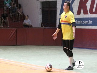 
<a style='margin-left: 5px;' class='btn btn-xs btn-social btn-facebook' href='https://www.facebook.com/sharer/sharer.php?u=https://boladovale.com.br/imgs/800-800-90/conteudo/fotos/1800/img4441.jpg' rel='popup' data-width='500' data-height='400'><i class='fa fa-facebook'></i>Compartilhar <span class='hidden-xs'>no Facebook</span>
</a> 
<a class='btn btn-default btn-xs' target='_blank' href='imgs/800-800-90/conteudo/fotos/1800/img4441.jpg'>
<span class='glyphicon glyphicon-cloud-download'></span> Salvar
</a> 
<span></span>