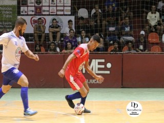 
<a style='margin-left: 5px;' class='btn btn-xs btn-social btn-facebook' href='https://www.facebook.com/sharer/sharer.php?u=https://boladovale.com.br/imgs/800-800-90/conteudo/fotos/1800/img4459.jpg' rel='popup' data-width='500' data-height='400'><i class='fa fa-facebook'></i>Compartilhar <span class='hidden-xs'>no Facebook</span>
</a> 
<a class='btn btn-default btn-xs' target='_blank' href='imgs/800-800-90/conteudo/fotos/1800/img4459.jpg'>
<span class='glyphicon glyphicon-cloud-download'></span> Salvar
</a> 
<span></span>