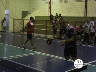 
<a style='margin-left: 5px;' class='btn btn-xs btn-social btn-facebook' href='https://www.facebook.com/sharer/sharer.php?u=https://boladovale.com.br/imgs/800-800-90/conteudo/fotos/1804/img3360.jpg' rel='popup' data-width='500' data-height='400'><i class='fa fa-facebook'></i>Compartilhar <span class='hidden-xs'>no Facebook</span>
</a> 
<a class='btn btn-default btn-xs' target='_blank' href='imgs/800-800-90/conteudo/fotos/1804/img3360.jpg'>
<span class='glyphicon glyphicon-cloud-download'></span> Salvar
</a> 
<span></span>