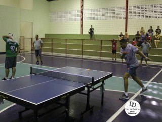 
<a style='margin-left: 5px;' class='btn btn-xs btn-social btn-facebook' href='https://www.facebook.com/sharer/sharer.php?u=https://boladovale.com.br/imgs/800-800-90/conteudo/fotos/1804/img5043.jpg' rel='popup' data-width='500' data-height='400'><i class='fa fa-facebook'></i>Compartilhar <span class='hidden-xs'>no Facebook</span>
</a> 
<a class='btn btn-default btn-xs' target='_blank' href='imgs/800-800-90/conteudo/fotos/1804/img5043.jpg'>
<span class='glyphicon glyphicon-cloud-download'></span> Salvar
</a> 
<span></span>