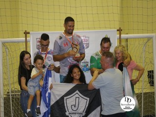 
<a style='margin-left: 5px;' class='btn btn-xs btn-social btn-facebook' href='https://www.facebook.com/sharer/sharer.php?u=https://boladovale.com.br/imgs/800-800-90/conteudo/fotos/1804/img5086.jpg' rel='popup' data-width='500' data-height='400'><i class='fa fa-facebook'></i>Compartilhar <span class='hidden-xs'>no Facebook</span>
</a> 
<a class='btn btn-default btn-xs' target='_blank' href='imgs/800-800-90/conteudo/fotos/1804/img5086.jpg'>
<span class='glyphicon glyphicon-cloud-download'></span> Salvar
</a> 
<span></span>