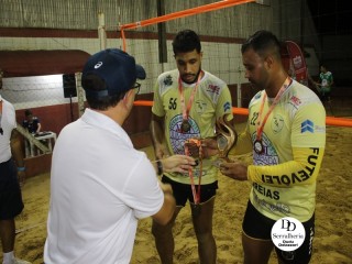 
<a style='margin-left: 5px;' class='btn btn-xs btn-social btn-facebook' href='https://www.facebook.com/sharer/sharer.php?u=https://boladovale.com.br/imgs/800-800-90/conteudo/fotos/1805/img4933.jpg' rel='popup' data-width='500' data-height='400'><i class='fa fa-facebook'></i>Compartilhar <span class='hidden-xs'>no Facebook</span>
</a> 
<a class='btn btn-default btn-xs' target='_blank' href='imgs/800-800-90/conteudo/fotos/1805/img4933.jpg'>
<span class='glyphicon glyphicon-cloud-download'></span> Salvar
</a> 
<span></span>