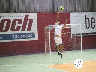 
<a style='margin-left: 5px;' class='btn btn-xs btn-social btn-facebook' href='https://www.facebook.com/sharer/sharer.php?u=https://boladovale.com.br/imgs/800-800-90/conteudo/fotos/1807/img5396.jpg' rel='popup' data-width='500' data-height='400'><i class='fa fa-facebook'></i>Compartilhar <span class='hidden-xs'>no Facebook</span>
</a> 
<a class='btn btn-default btn-xs' target='_blank' href='imgs/800-800-90/conteudo/fotos/1807/img5396.jpg'>
<span class='glyphicon glyphicon-cloud-download'></span> Salvar
</a> 
<span></span>