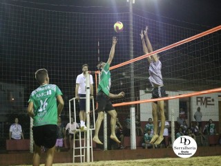 
<a style='margin-left: 5px;' class='btn btn-xs btn-social btn-facebook' href='https://www.facebook.com/sharer/sharer.php?u=https://boladovale.com.br/imgs/800-800-90/conteudo/fotos/1809/img5914.jpg' rel='popup' data-width='500' data-height='400'><i class='fa fa-facebook'></i>Compartilhar <span class='hidden-xs'>no Facebook</span>
</a> 
<a class='btn btn-default btn-xs' target='_blank' href='imgs/800-800-90/conteudo/fotos/1809/img5914.jpg'>
<span class='glyphicon glyphicon-cloud-download'></span> Salvar
</a> 
<span></span>