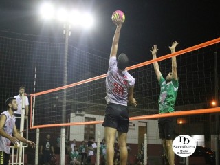 
<a style='margin-left: 5px;' class='btn btn-xs btn-social btn-facebook' href='https://www.facebook.com/sharer/sharer.php?u=https://boladovale.com.br/imgs/800-800-90/conteudo/fotos/1809/img5922.jpg' rel='popup' data-width='500' data-height='400'><i class='fa fa-facebook'></i>Compartilhar <span class='hidden-xs'>no Facebook</span>
</a> 
<a class='btn btn-default btn-xs' target='_blank' href='imgs/800-800-90/conteudo/fotos/1809/img5922.jpg'>
<span class='glyphicon glyphicon-cloud-download'></span> Salvar
</a> 
<span></span>