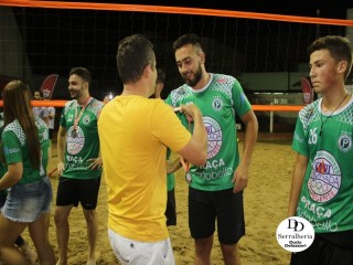 
<a style='margin-left: 5px;' class='btn btn-xs btn-social btn-facebook' href='https://www.facebook.com/sharer/sharer.php?u=https://boladovale.com.br/imgs/800-800-90/conteudo/fotos/1809/img5933.jpg' rel='popup' data-width='500' data-height='400'><i class='fa fa-facebook'></i>Compartilhar <span class='hidden-xs'>no Facebook</span>
</a> 
<a class='btn btn-default btn-xs' target='_blank' href='imgs/800-800-90/conteudo/fotos/1809/img5933.jpg'>
<span class='glyphicon glyphicon-cloud-download'></span> Salvar
</a> 
<span></span>