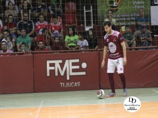
<a style='margin-left: 5px;' class='btn btn-xs btn-social btn-facebook' href='https://www.facebook.com/sharer/sharer.php?u=https://boladovale.com.br/imgs/800-800-90/conteudo/fotos/1810/img5582.jpg' rel='popup' data-width='500' data-height='400'><i class='fa fa-facebook'></i>Compartilhar <span class='hidden-xs'>no Facebook</span>
</a> 
<a class='btn btn-default btn-xs' target='_blank' href='imgs/800-800-90/conteudo/fotos/1810/img5582.jpg'>
<span class='glyphicon glyphicon-cloud-download'></span> Salvar
</a> 
<span></span>