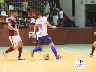 
<a style='margin-left: 5px;' class='btn btn-xs btn-social btn-facebook' href='https://www.facebook.com/sharer/sharer.php?u=https://boladovale.com.br/imgs/800-800-90/conteudo/fotos/1810/img5590.jpg' rel='popup' data-width='500' data-height='400'><i class='fa fa-facebook'></i>Compartilhar <span class='hidden-xs'>no Facebook</span>
</a> 
<a class='btn btn-default btn-xs' target='_blank' href='imgs/800-800-90/conteudo/fotos/1810/img5590.jpg'>
<span class='glyphicon glyphicon-cloud-download'></span> Salvar
</a> 
<span></span>