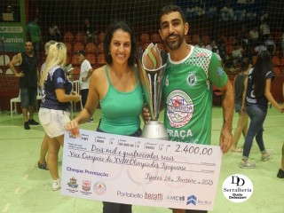 
<a style='margin-left: 5px;' class='btn btn-xs btn-social btn-facebook' href='https://www.facebook.com/sharer/sharer.php?u=https://boladovale.com.br/imgs/800-800-90/conteudo/fotos/1813/img6059.jpg' rel='popup' data-width='500' data-height='400'><i class='fa fa-facebook'></i>Compartilhar <span class='hidden-xs'>no Facebook</span>
</a> 
<a class='btn btn-default btn-xs' target='_blank' href='imgs/800-800-90/conteudo/fotos/1813/img6059.jpg'>
<span class='glyphicon glyphicon-cloud-download'></span> Salvar
</a> 
<span></span>