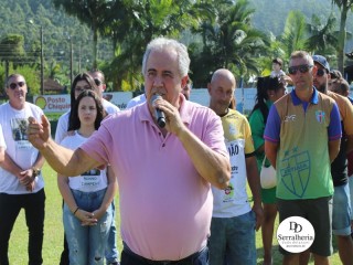 
<a style='margin-left: 5px;' class='btn btn-xs btn-social btn-facebook' href='https://www.facebook.com/sharer/sharer.php?u=https://boladovale.com.br/imgs/800-800-90/conteudo/fotos/1815/img4799.jpg' rel='popup' data-width='500' data-height='400'><i class='fa fa-facebook'></i>Compartilhar <span class='hidden-xs'>no Facebook</span>
</a> 
<a class='btn btn-default btn-xs' target='_blank' href='imgs/800-800-90/conteudo/fotos/1815/img4799.jpg'>
<span class='glyphicon glyphicon-cloud-download'></span> Salvar
</a> 
<span></span>