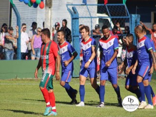 
<a style='margin-left: 5px;' class='btn btn-xs btn-social btn-facebook' href='https://www.facebook.com/sharer/sharer.php?u=https://boladovale.com.br/imgs/800-800-90/conteudo/fotos/1816/img4951.jpg' rel='popup' data-width='500' data-height='400'><i class='fa fa-facebook'></i>Compartilhar <span class='hidden-xs'>no Facebook</span>
</a> 
<a class='btn btn-default btn-xs' target='_blank' href='imgs/800-800-90/conteudo/fotos/1816/img4951.jpg'>
<span class='glyphicon glyphicon-cloud-download'></span> Salvar
</a> 
<span></span>