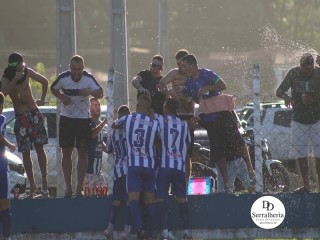 
<a style='margin-left: 5px;' class='btn btn-xs btn-social btn-facebook' href='https://www.facebook.com/sharer/sharer.php?u=https://boladovale.com.br/imgs/800-800-90/conteudo/fotos/1817/img5547.jpg' rel='popup' data-width='500' data-height='400'><i class='fa fa-facebook'></i>Compartilhar <span class='hidden-xs'>no Facebook</span>
</a> 
<a class='btn btn-default btn-xs' target='_blank' href='imgs/800-800-90/conteudo/fotos/1817/img5547.jpg'>
<span class='glyphicon glyphicon-cloud-download'></span> Salvar
</a> 
<span></span>