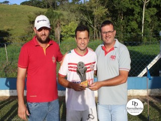 
<a style='margin-left: 5px;' class='btn btn-xs btn-social btn-facebook' href='https://www.facebook.com/sharer/sharer.php?u=https://boladovale.com.br/imgs/800-800-90/conteudo/fotos/1817/img5596.jpg' rel='popup' data-width='500' data-height='400'><i class='fa fa-facebook'></i>Compartilhar <span class='hidden-xs'>no Facebook</span>
</a> 
<a class='btn btn-default btn-xs' target='_blank' href='imgs/800-800-90/conteudo/fotos/1817/img5596.jpg'>
<span class='glyphicon glyphicon-cloud-download'></span> Salvar
</a> 
<span></span>