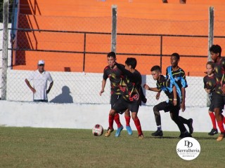 
<a style='margin-left: 5px;' class='btn btn-xs btn-social btn-facebook' href='https://www.facebook.com/sharer/sharer.php?u=https://boladovale.com.br/imgs/800-800-90/conteudo/fotos/1831/img8689.jpg' rel='popup' data-width='500' data-height='400'><i class='fa fa-facebook'></i>Compartilhar <span class='hidden-xs'>no Facebook</span>
</a> 
<a class='btn btn-default btn-xs' target='_blank' href='imgs/800-800-90/conteudo/fotos/1831/img8689.jpg'>
<span class='glyphicon glyphicon-cloud-download'></span> Salvar
</a> 
<span></span>