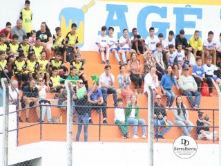 
<a style='margin-left: 5px;' class='btn btn-xs btn-social btn-facebook' href='https://www.facebook.com/sharer/sharer.php?u=https://boladovale.com.br/imgs/800-800-90/conteudo/fotos/1835/img9016.jpg' rel='popup' data-width='500' data-height='400'><i class='fa fa-facebook'></i>Compartilhar <span class='hidden-xs'>no Facebook</span>
</a> 
<a class='btn btn-default btn-xs' target='_blank' href='imgs/800-800-90/conteudo/fotos/1835/img9016.jpg'>
<span class='glyphicon glyphicon-cloud-download'></span> Salvar
</a> 
<span></span>