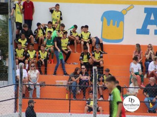 
<a style='margin-left: 5px;' class='btn btn-xs btn-social btn-facebook' href='https://www.facebook.com/sharer/sharer.php?u=https://boladovale.com.br/imgs/800-800-90/conteudo/fotos/1835/img9049.jpg' rel='popup' data-width='500' data-height='400'><i class='fa fa-facebook'></i>Compartilhar <span class='hidden-xs'>no Facebook</span>
</a> 
<a class='btn btn-default btn-xs' target='_blank' href='imgs/800-800-90/conteudo/fotos/1835/img9049.jpg'>
<span class='glyphicon glyphicon-cloud-download'></span> Salvar
</a> 
<span></span>